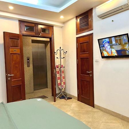 Serviced Apartment Next To The Hanoi Opera House Can Ho Day Du Tien Nghi Co Thang May Ngay Gan Nha Hat Lon Zewnętrze zdjęcie